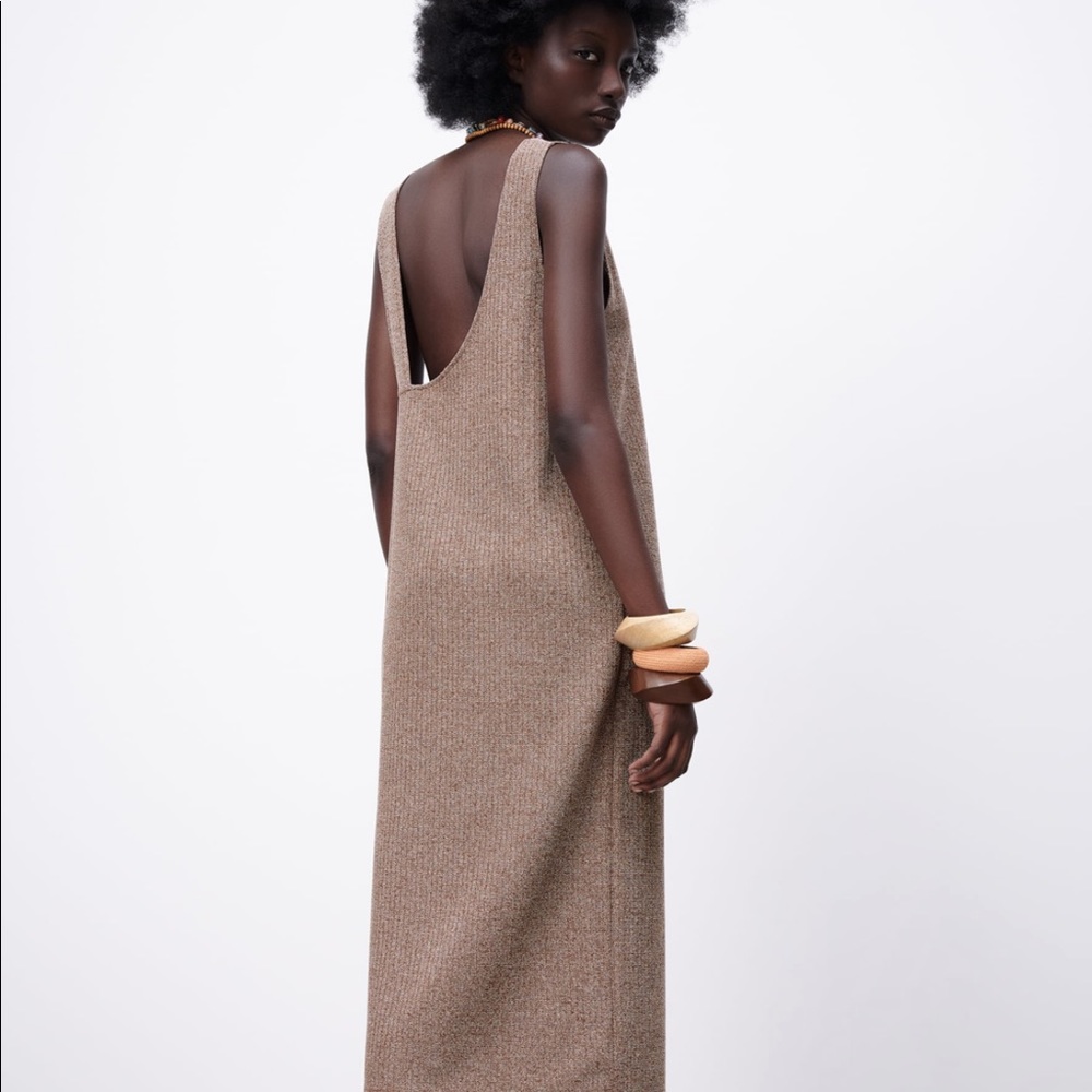 Rustic Dress - Picture 2 of 4